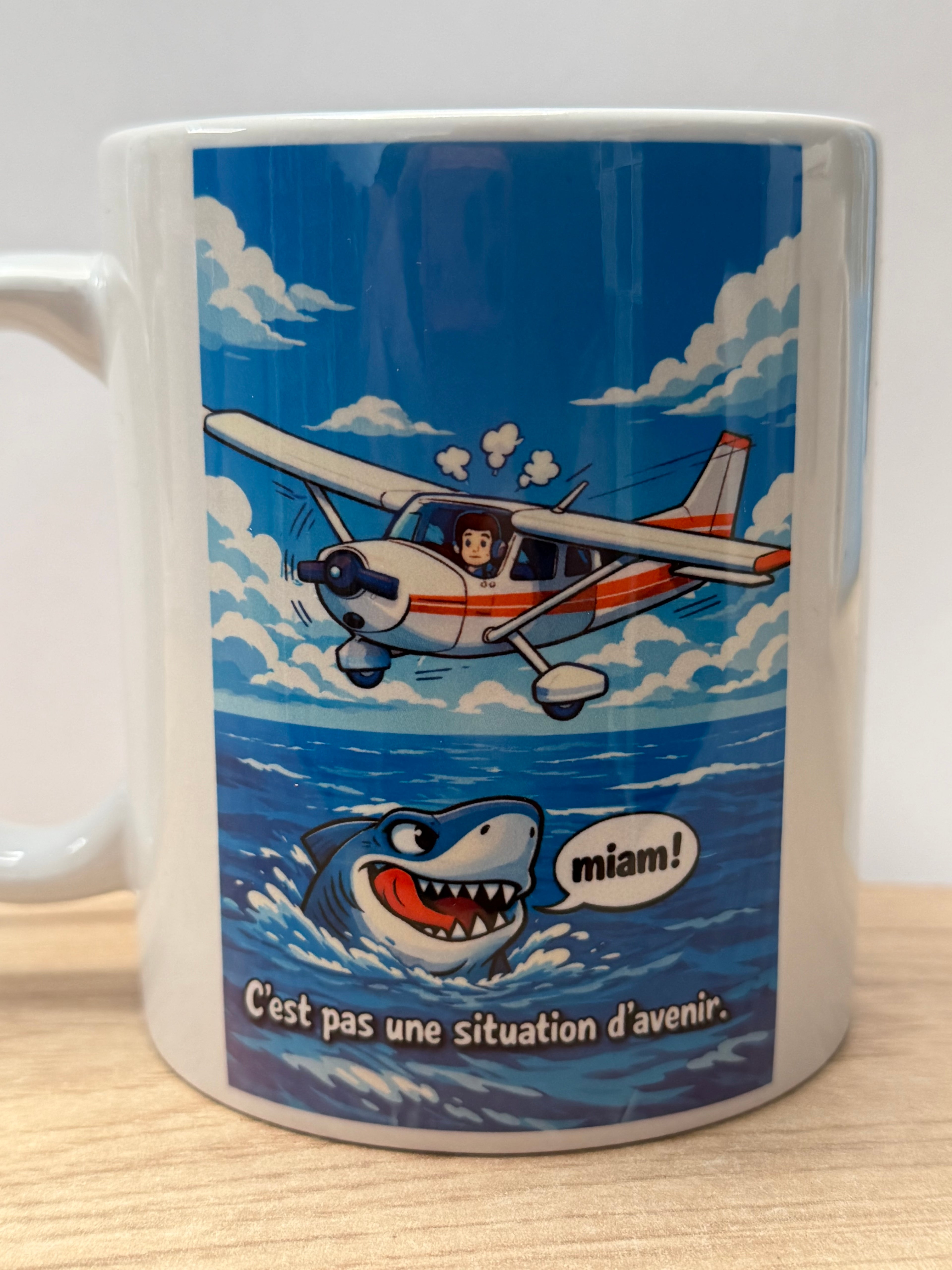 Tasse Aéronautique – "Un sourire avant le décollage" 😄✈️
